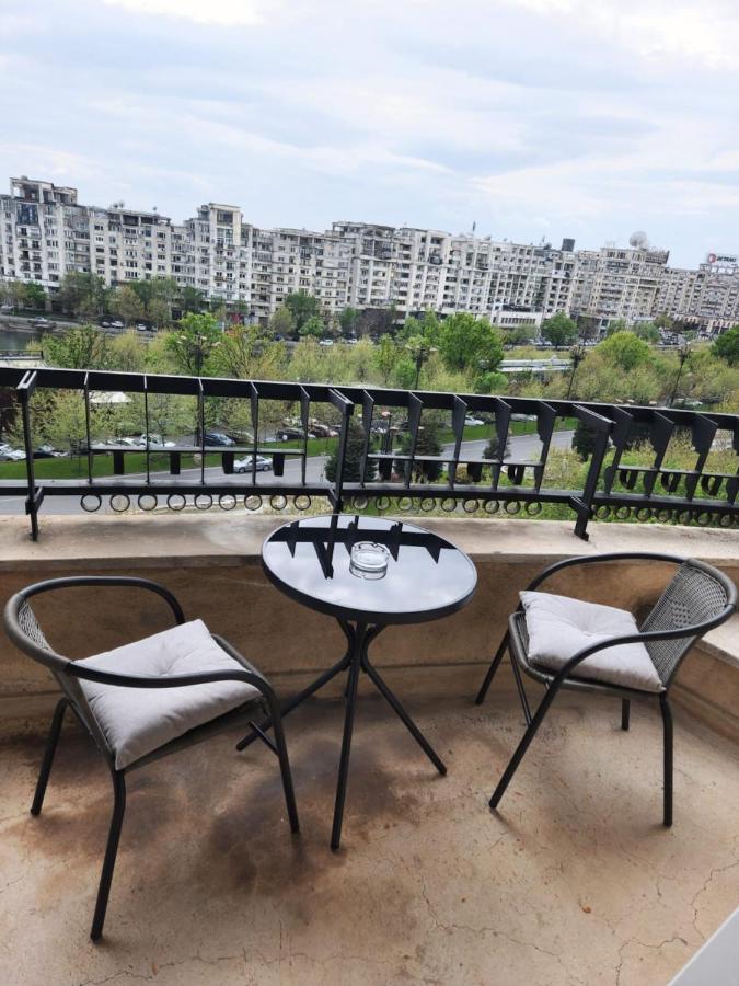 Unirii Lake Tribunal Bukarest Eksteriør billede