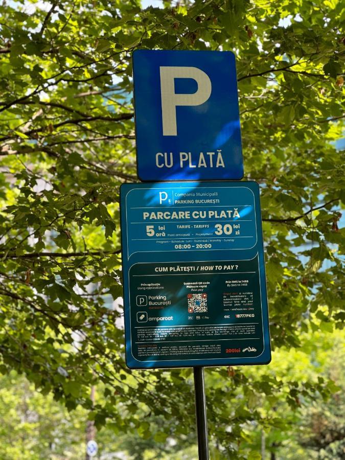 Unirii Lake Tribunal Bukarest Eksteriør billede
